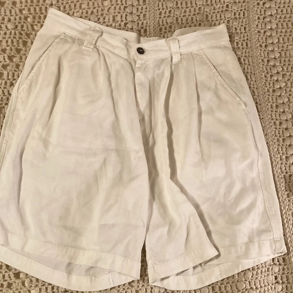 Vintage 80’s high waist lite wale corduroy shorts size 32 Straight Down Clothing